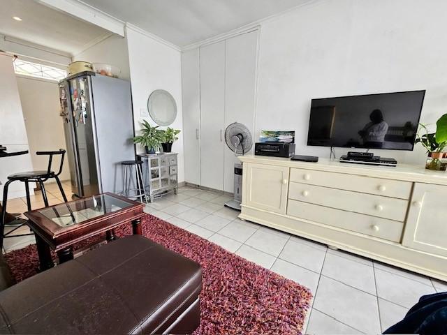 0 Bedroom Property for Sale in Sea Point Western Cape
